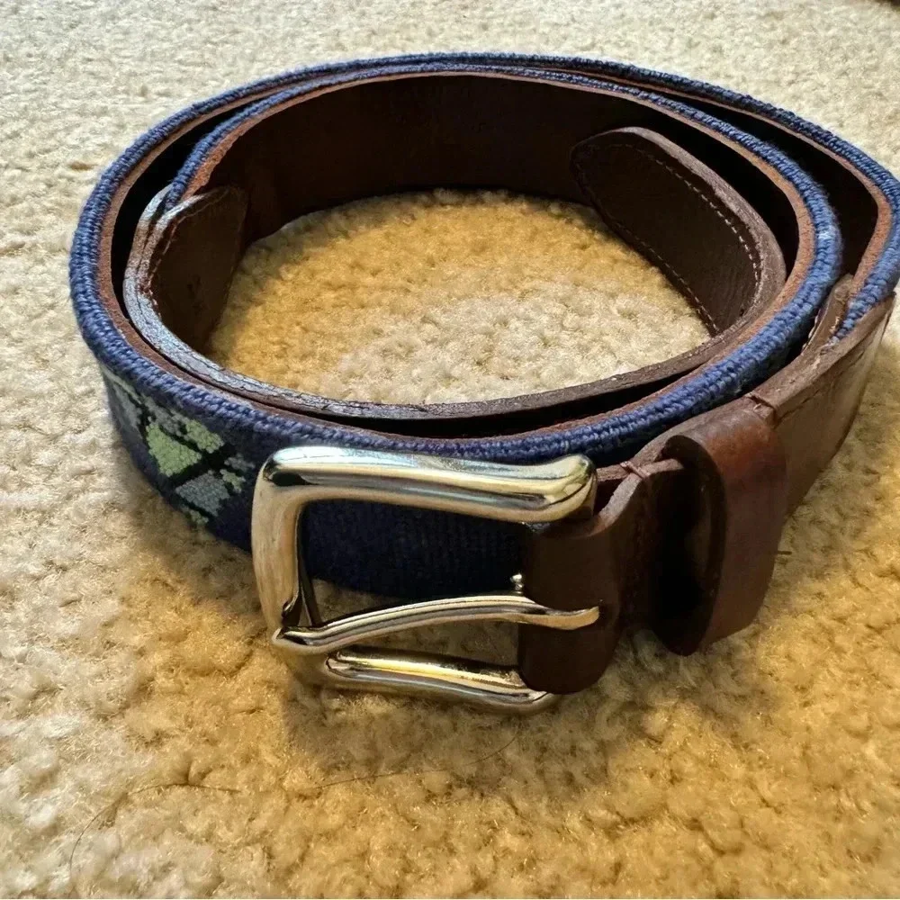 Goodthreads Men's Embroidered Diamond Head Leather‎ Belt